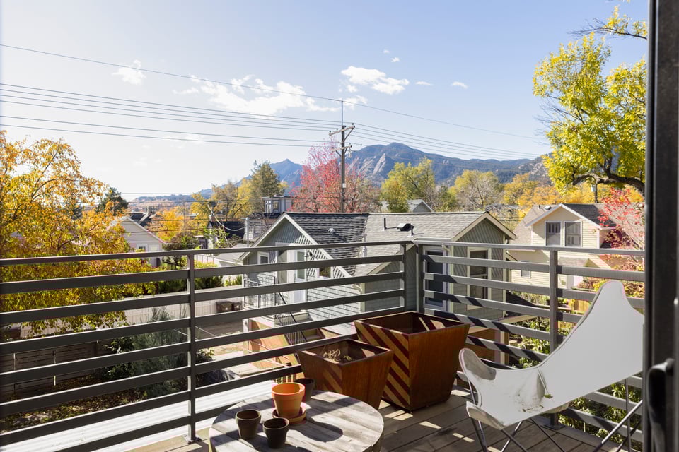 1830 Mapleton Avenue