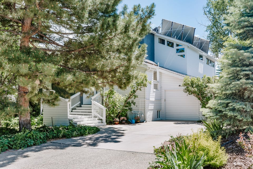 1500 Norwood Avenue