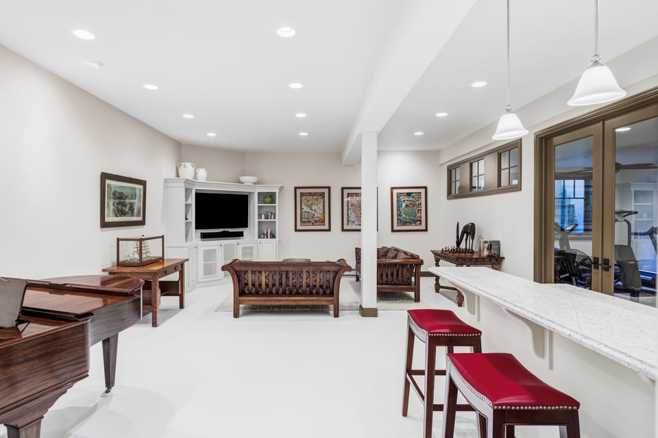 1285 Meadow Place