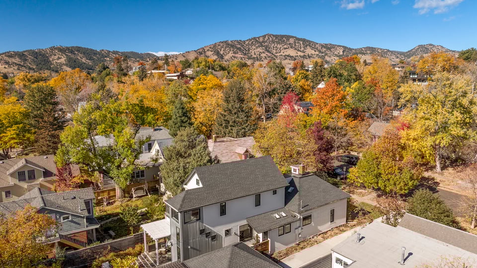 1830 Mapleton Avenue