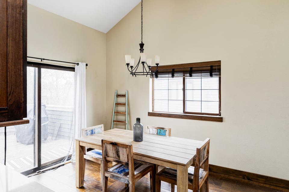 2770 Arbor Glen Place