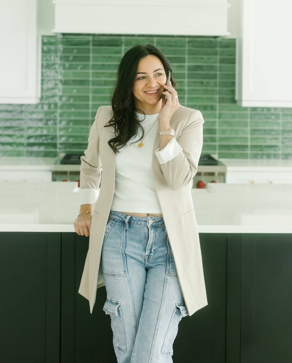 Charity Jeffrey | Luxury Real Estate Advisor, Meet Her