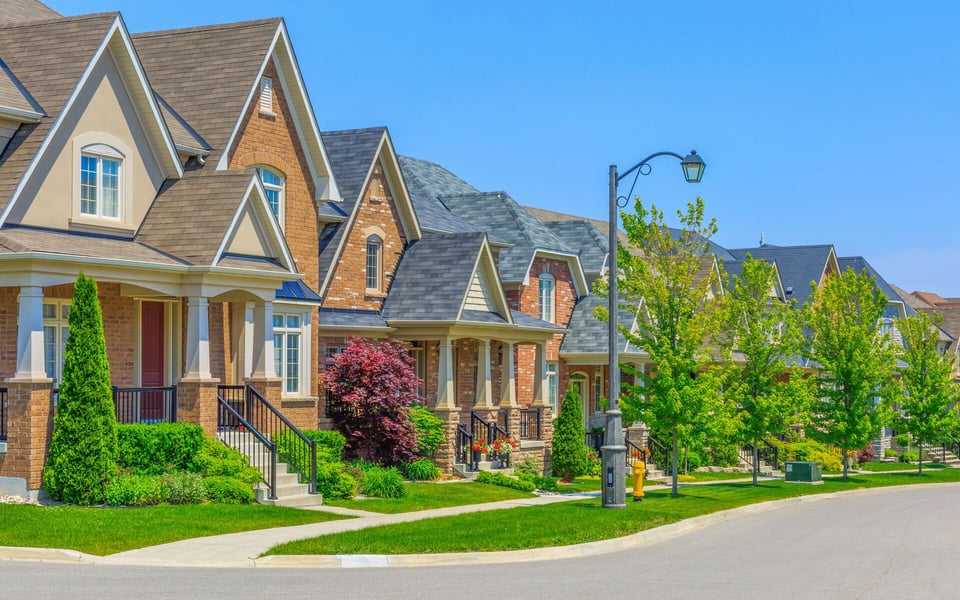 Prairie Village KS Real Estate | Neighborhood Guide