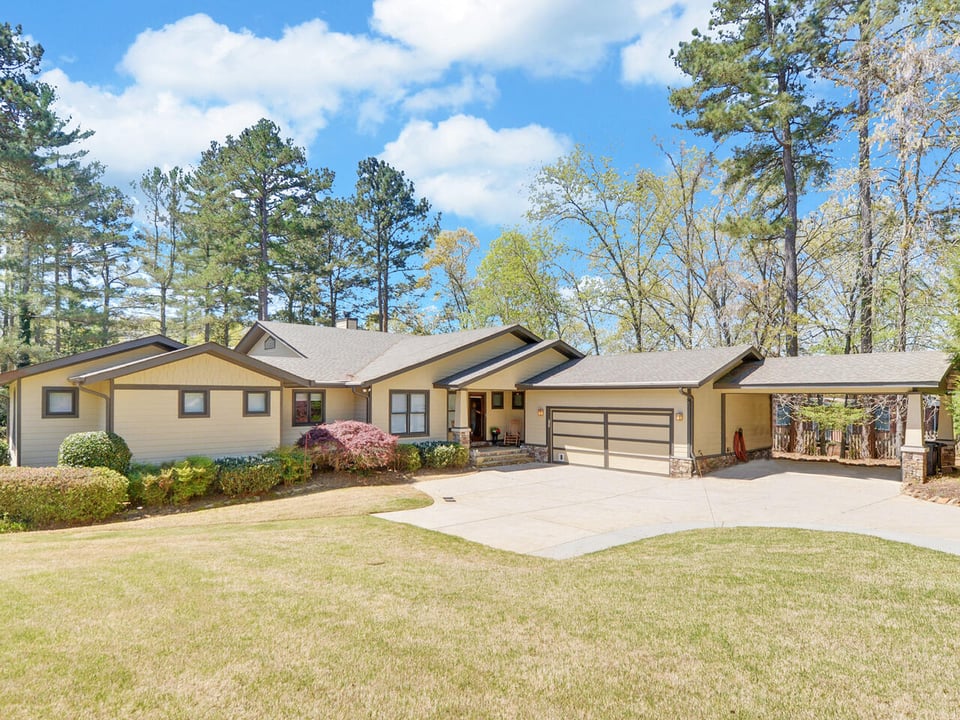 Dawsonville, GA Homes & Area Guide