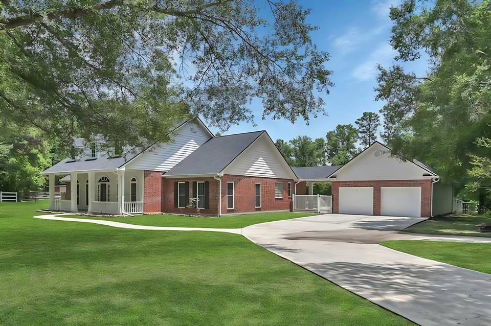 Rustic Oaks | Neighborhood Guide