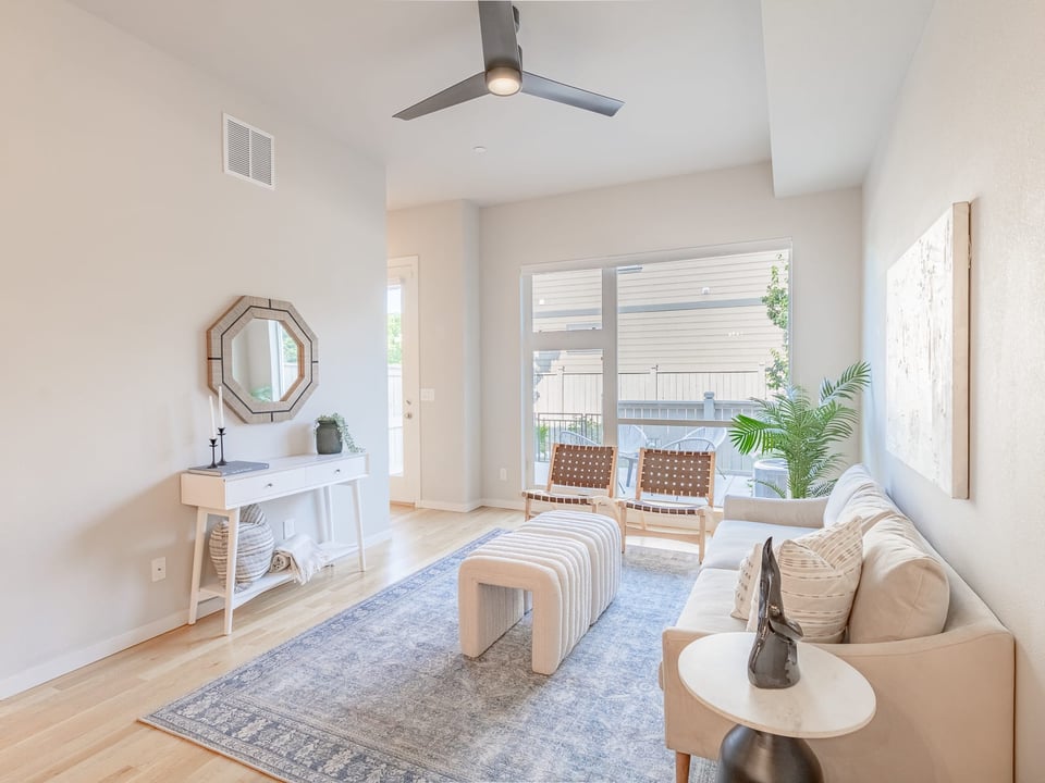 4190 Longview Lane
