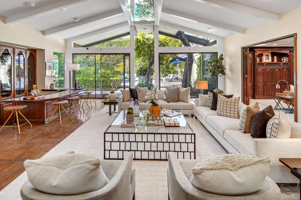 801 North Alta Drive