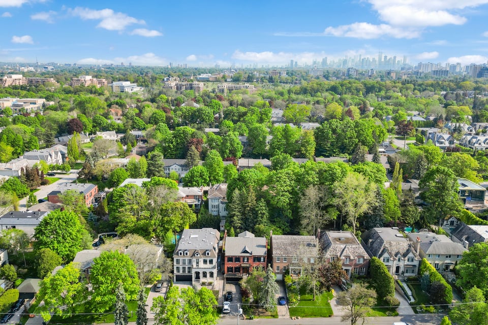 Lawrence Park, Ontario Real Estate | Explore the Area