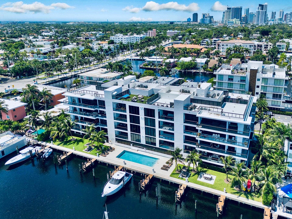 Stunning Waterfront Modern Penthouse image