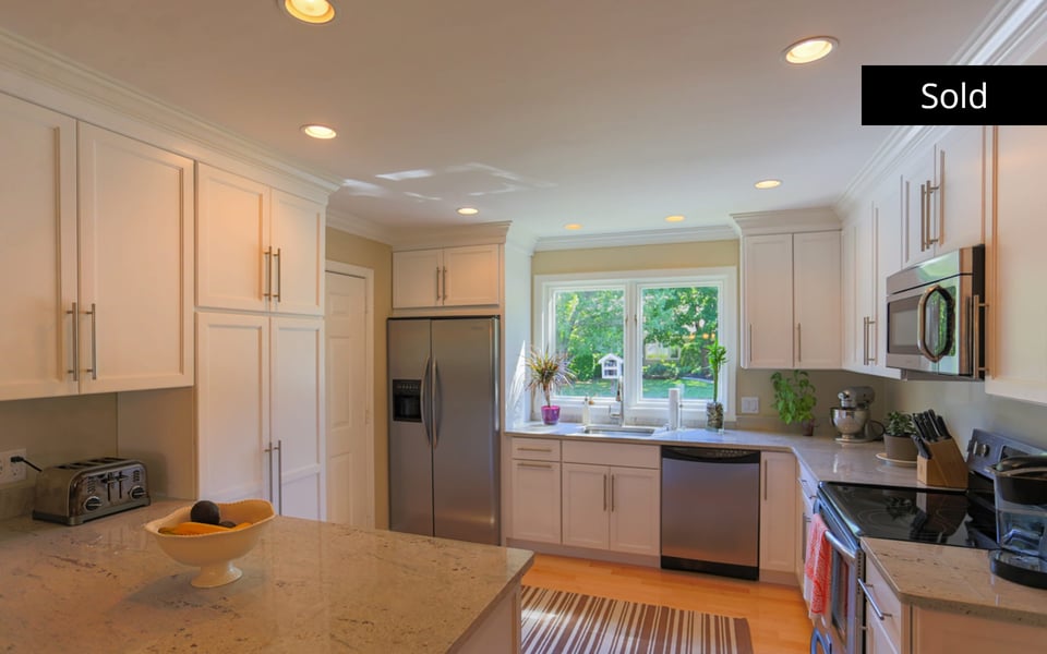 Updated Foreside Common Condo! | The David Banks Team | RE/MAX By The ...