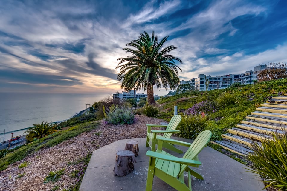 Pacific/エーゲ海 と SUNSET HILLS HOTEL Mission Pacific Hotel - Oceanside CA | AAA.com