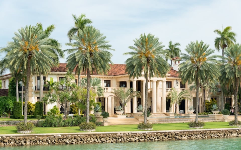 Complete Guide to Waterfront Living in Boca Raton