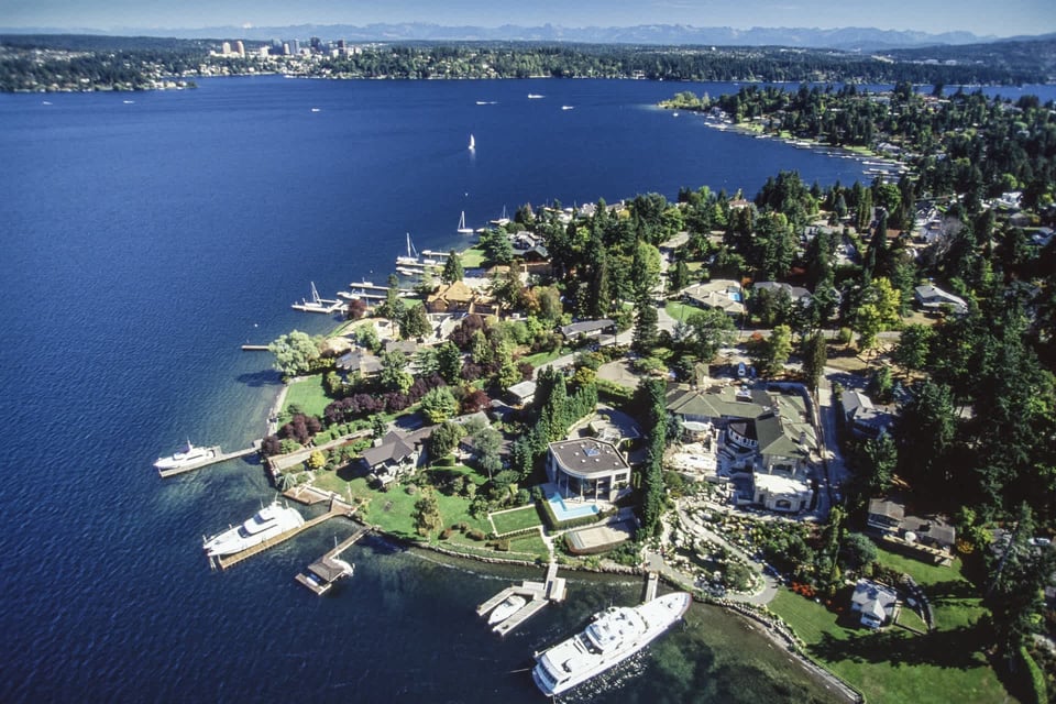 Mercer Island, WA Real Estate | Luxury Homes & Guide
