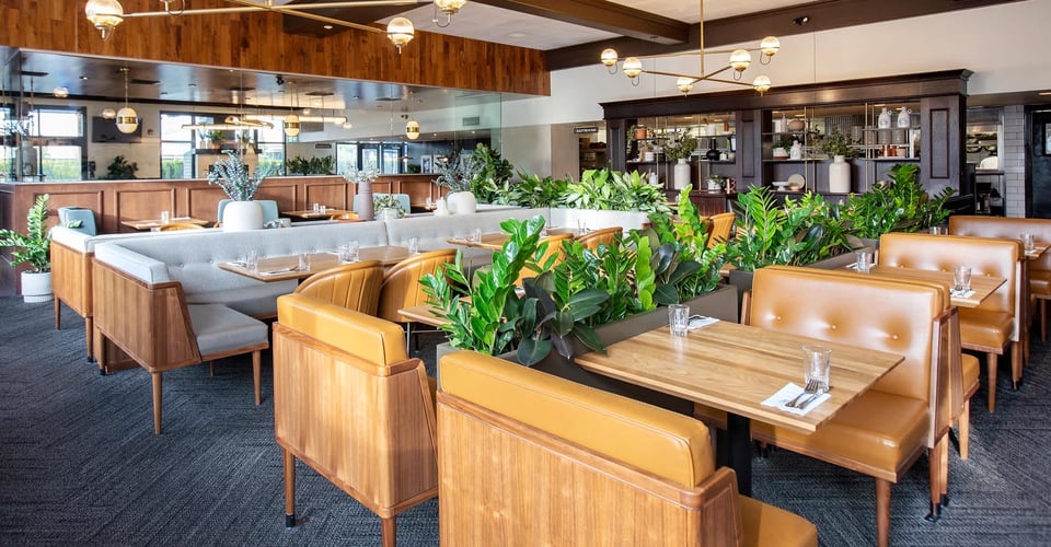 Top 10 Eats | Earls Restaurant in Bellevue Washington