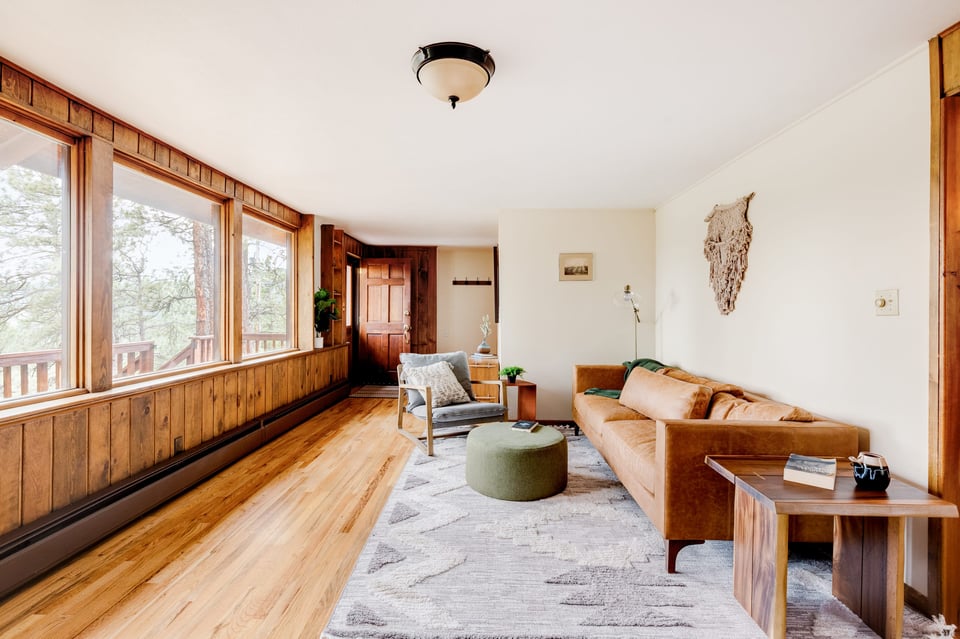 2754 Lee Hill Drive