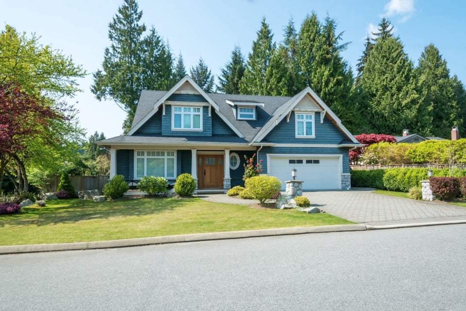 Buying a Second Home? 5 Key Things to Consider