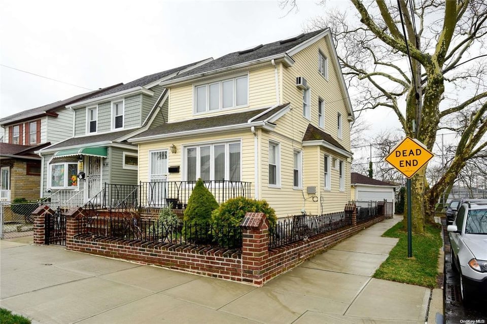 96-28 149th Ave.