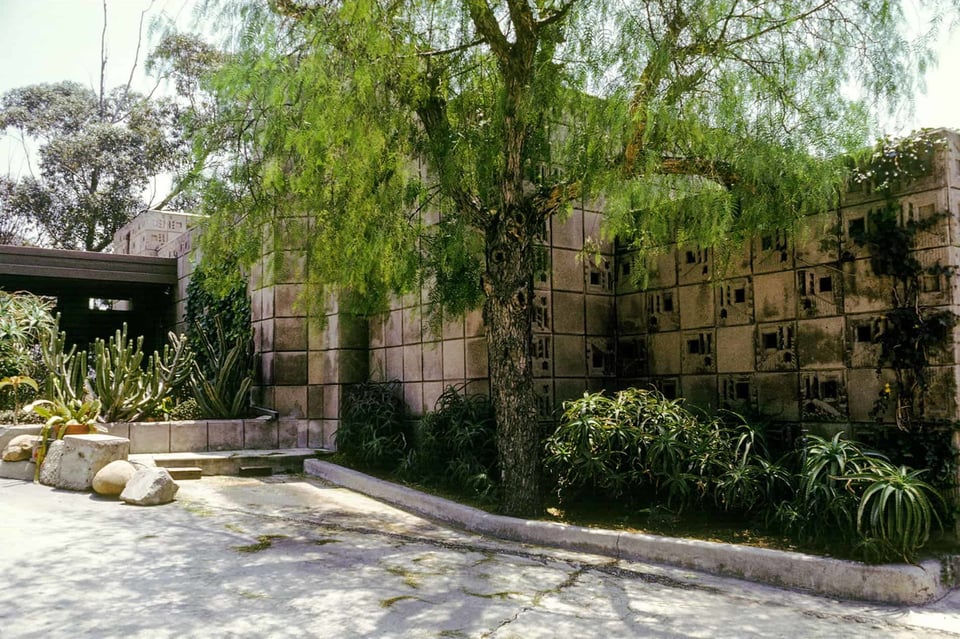 The Frank Lloyd Wright–Designed Freeman House in L.A. Is Listed for $4. ...