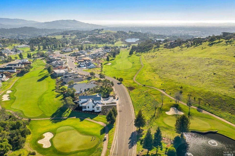 Santa Rosa, CA Neighborhood Guide | Local Living Insights