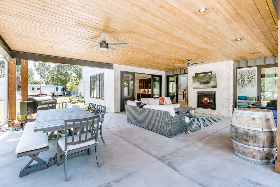 2015 Orchard Avenue