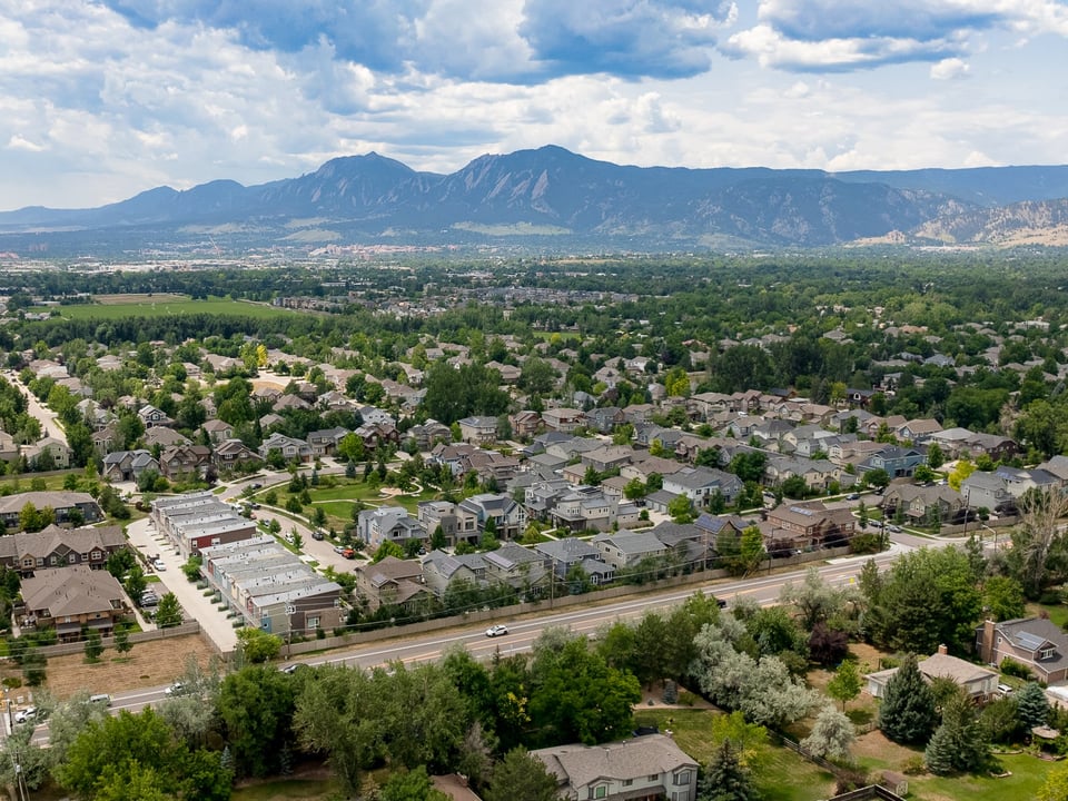 4190 Longview Lane