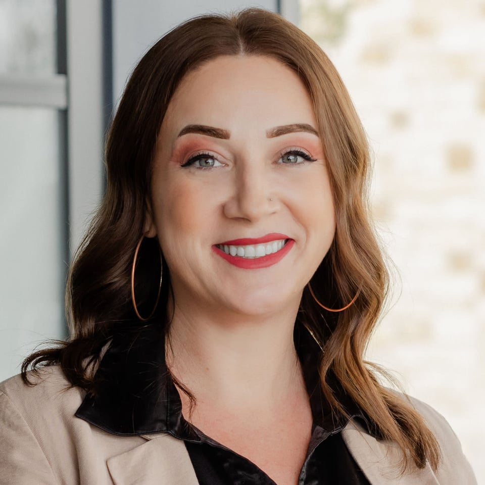 Ava Deerdoff - Real Estate Agent | Corcoran Genesis