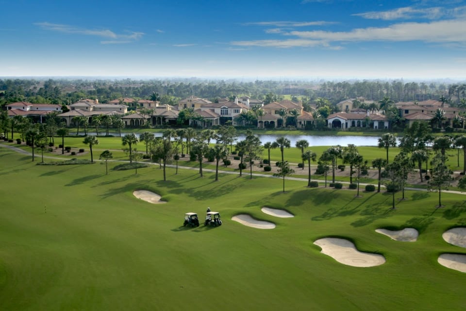 View of Luxury Golf Course Communities in Palm Beach County: A Golfer’s Paradise