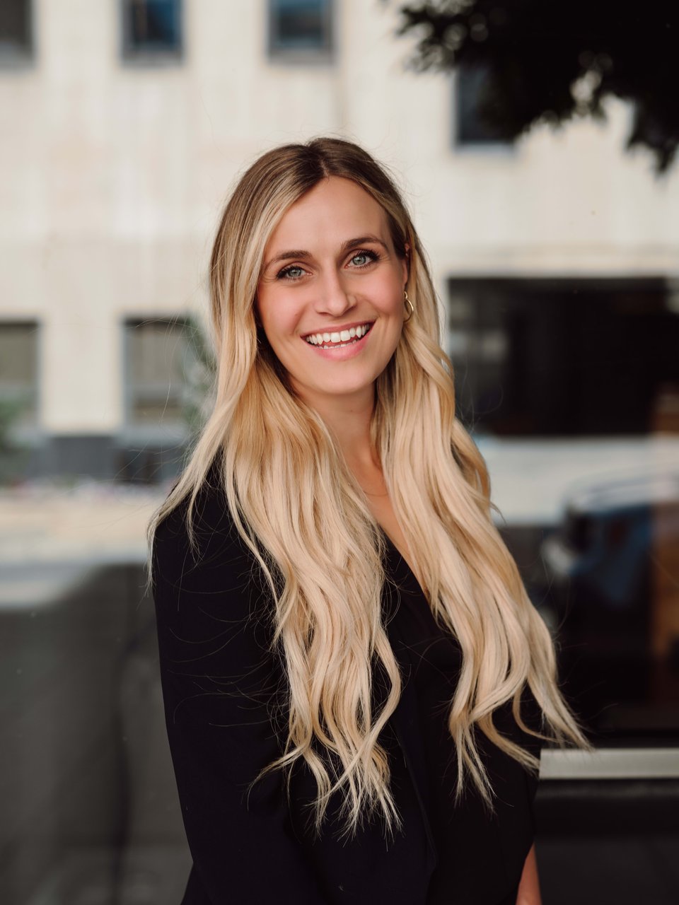 About Claire Thompson