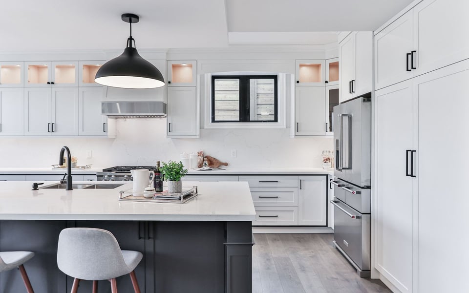 7 Ways to Combat Clutter in the New Year | Blog
