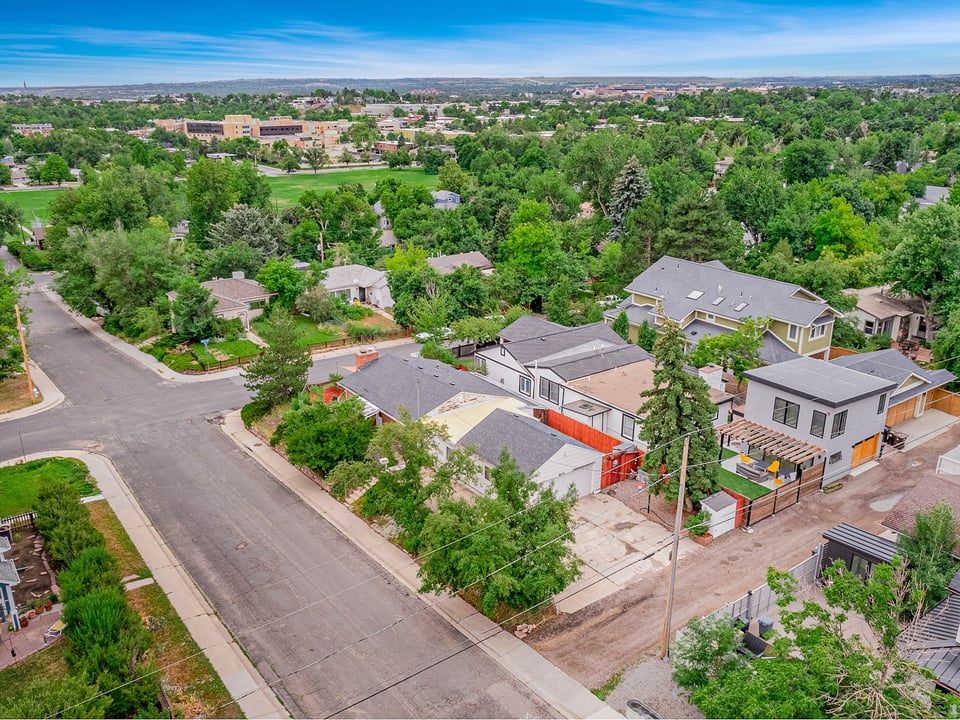 550 Cedar Avenue