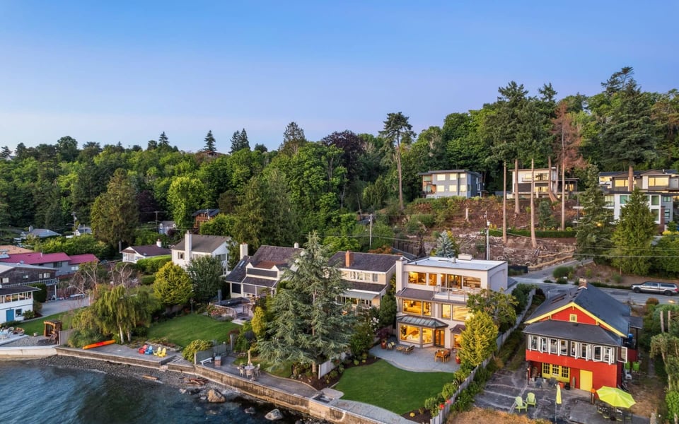 Picture of Luxury Waterfront living in West Seattle | Blog | Mara Haveson