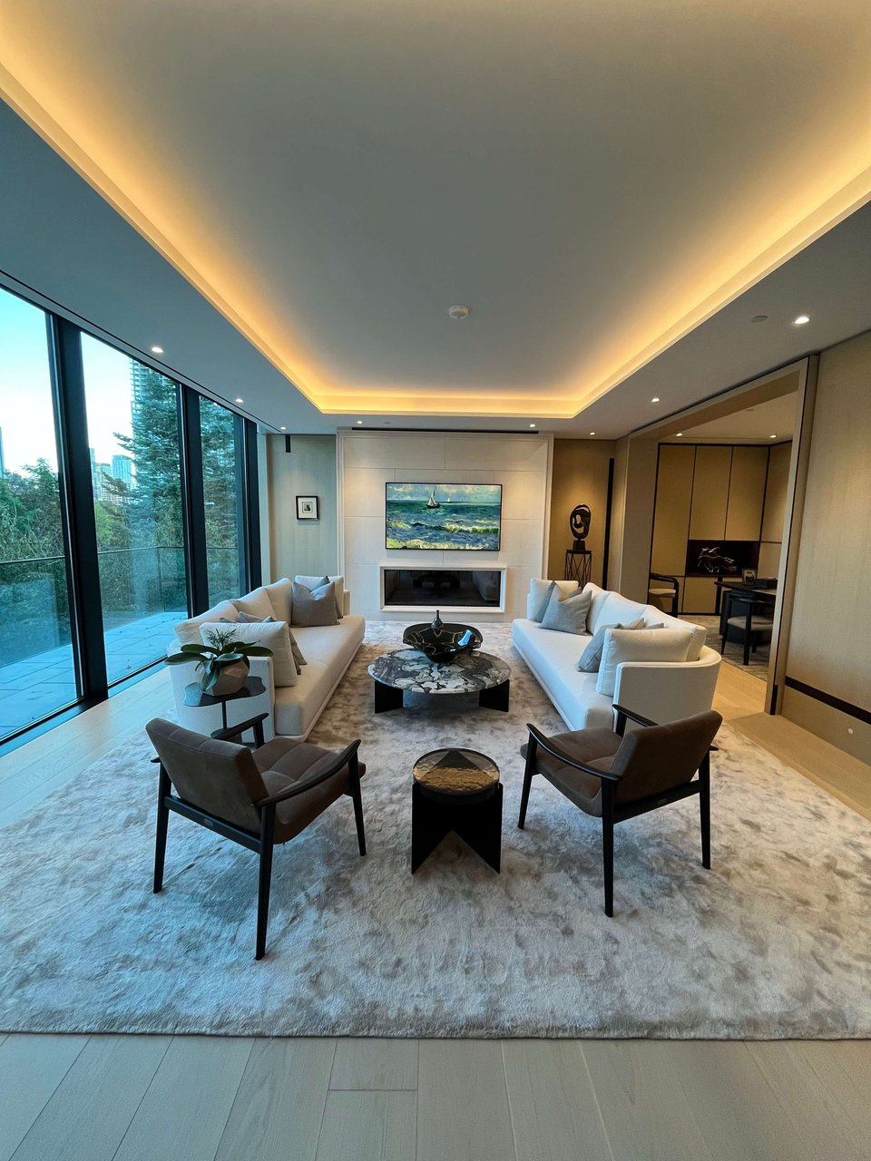 Exclusive Amenities in Toronto Penthouses: A New Level of Luxury ... - Penthouse Suite Lounge Amenities