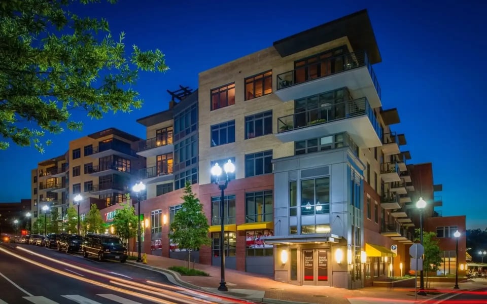 Clarendon | Neighborhood Guide | Keri Shull Team