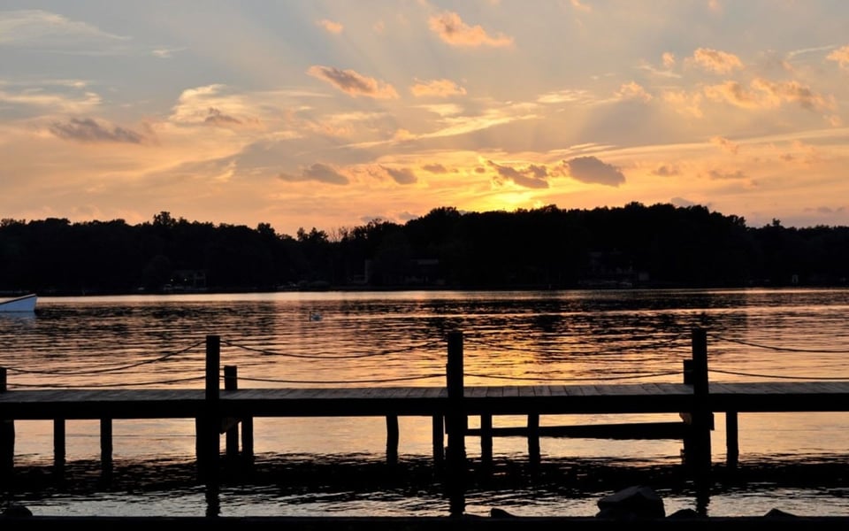 Pine Ridge | Neighborhood Guide | The Whitcomb Group