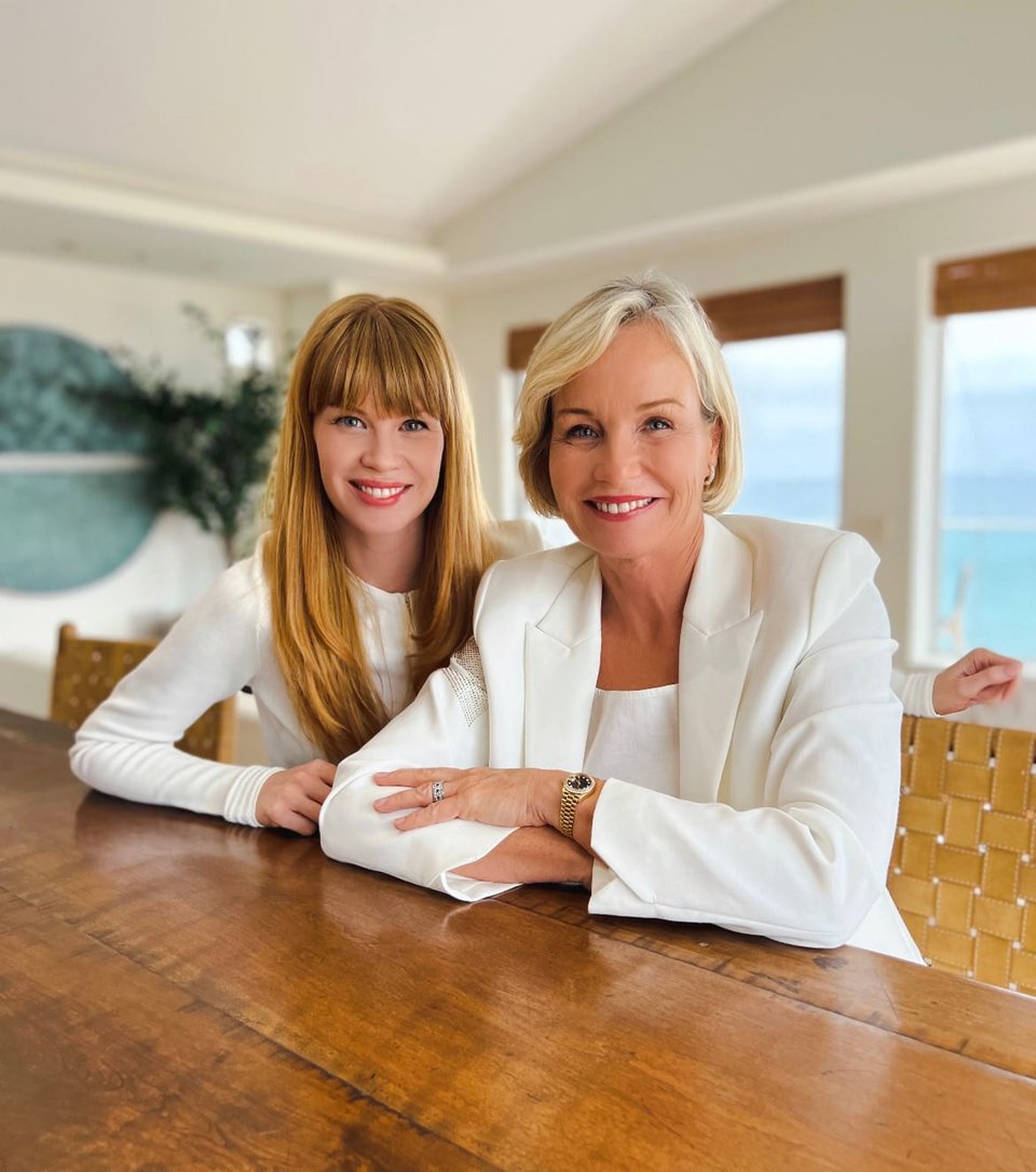 kathleen-rasmussen-erin-mann-urbina-a-dynamic-mother-daughter-real