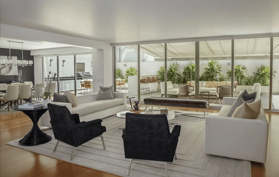 Curated visual reference: Gallery Detail: The Top Luxury Amenities In Brickell S Ultra Exclusive Condos