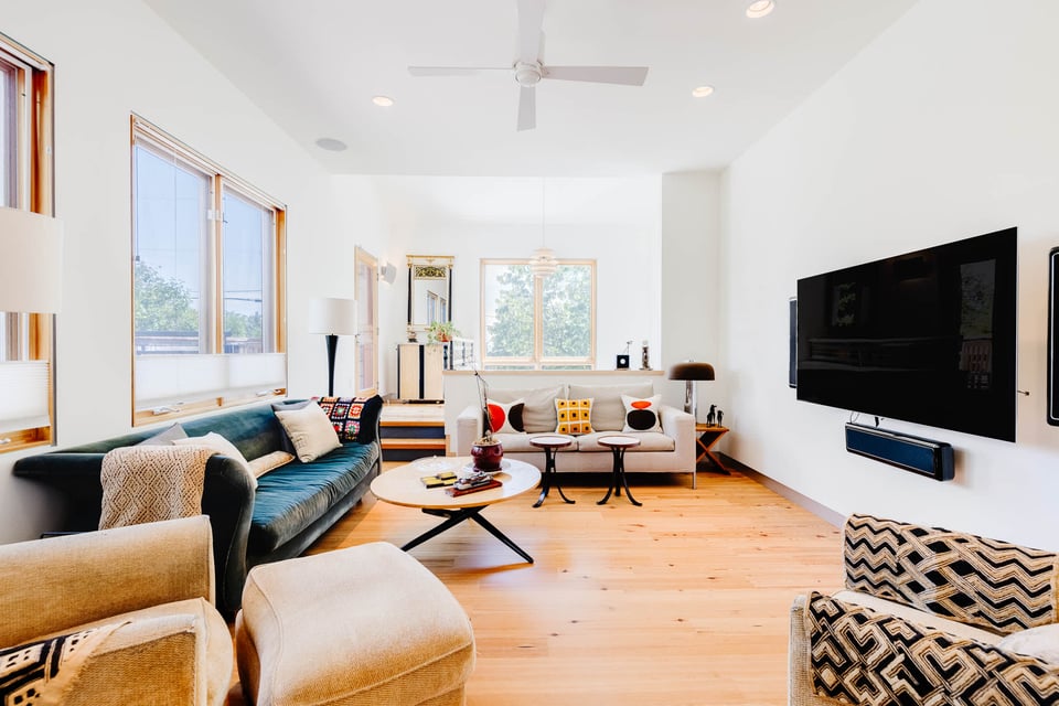 2945 3rd Street