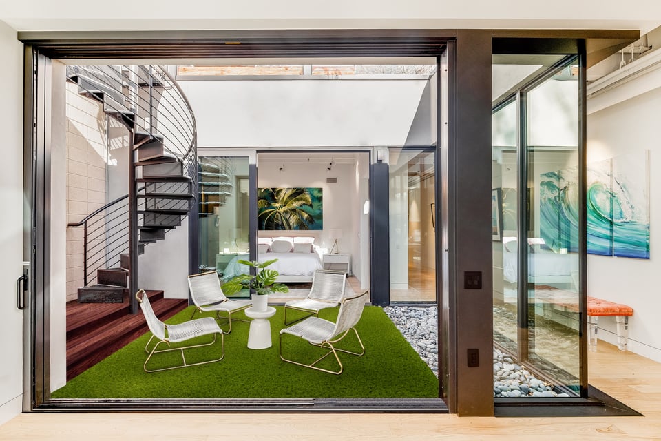 737 Walnut Street 