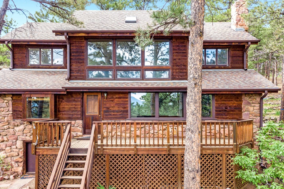 2754 Lee Hill Drive
