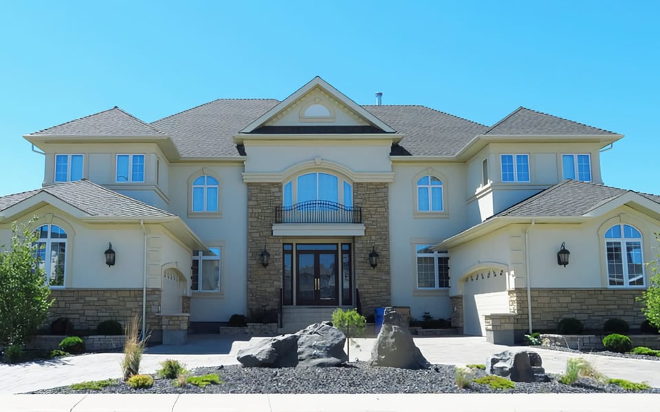 Curated visual reference: 9 Things To Look For When Buying Luxury Real Estate Photo Inspiration
