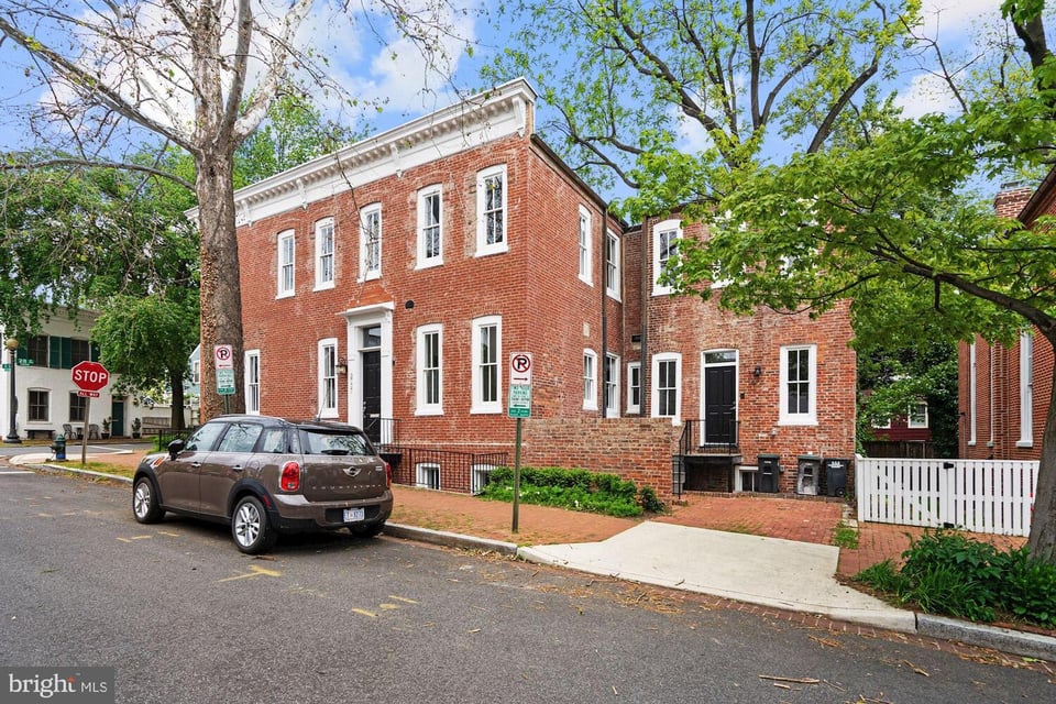 2737 O St NW | Infinity Group | Washington Real Estate Team