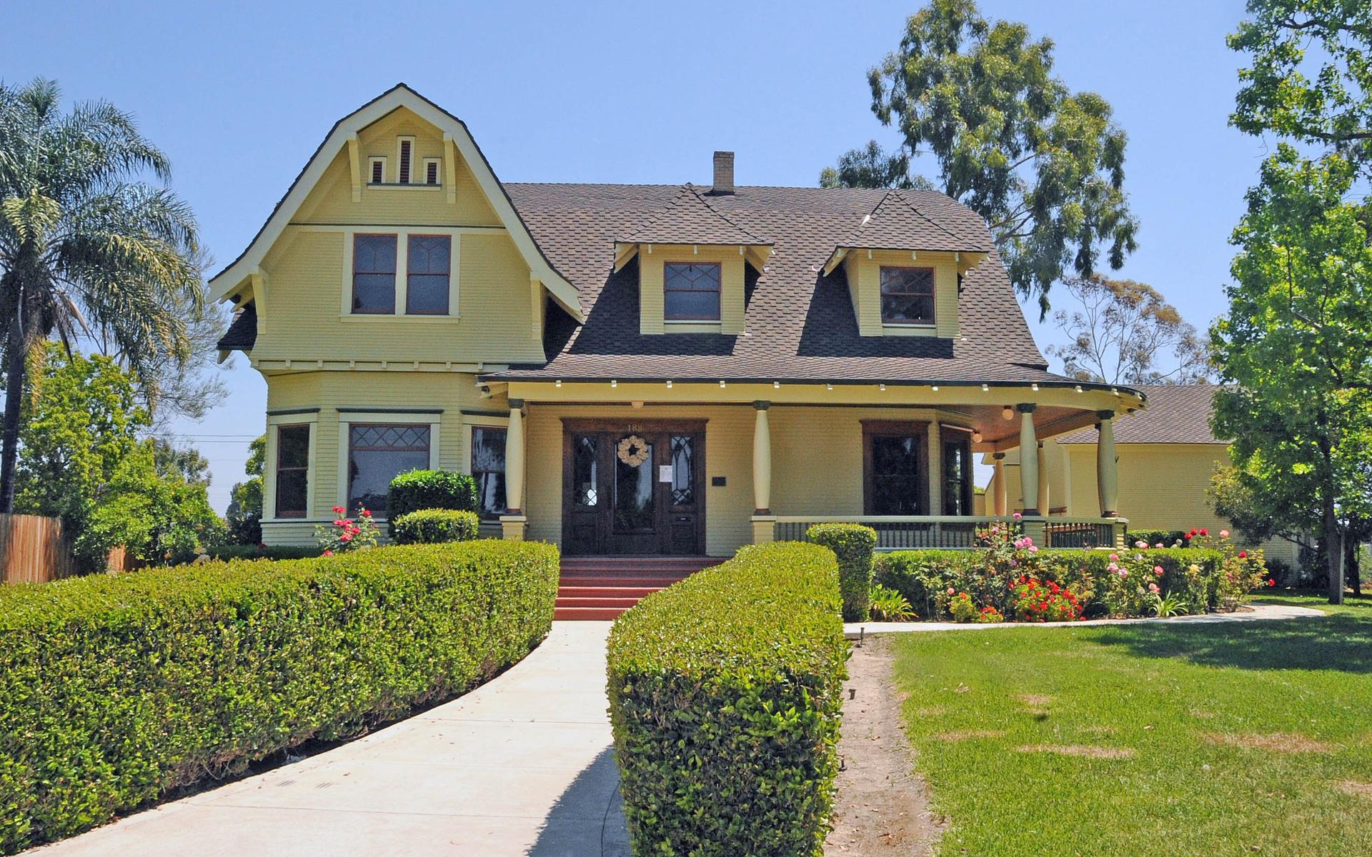 Ferdinand Backs House with landscaped front garden in Anaheim