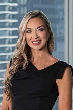 Dee Savic, Chicago Realtor® and North Side real estate specialist