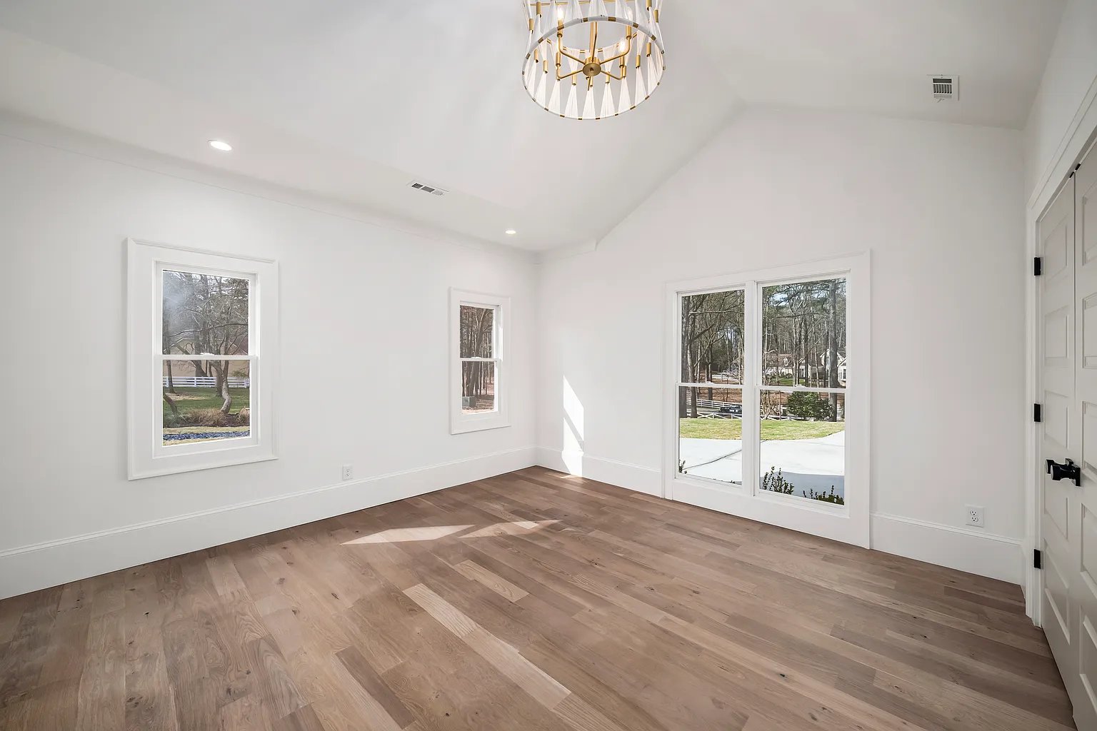 15445 Thorntree Run