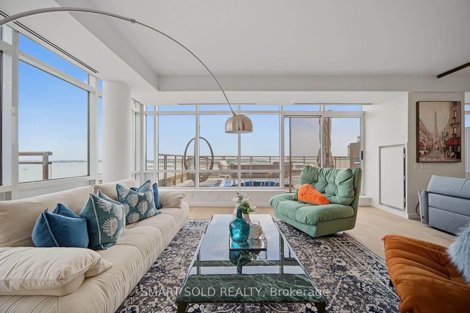 PRESTIGE AT 500 QUEENS QUAY WEST