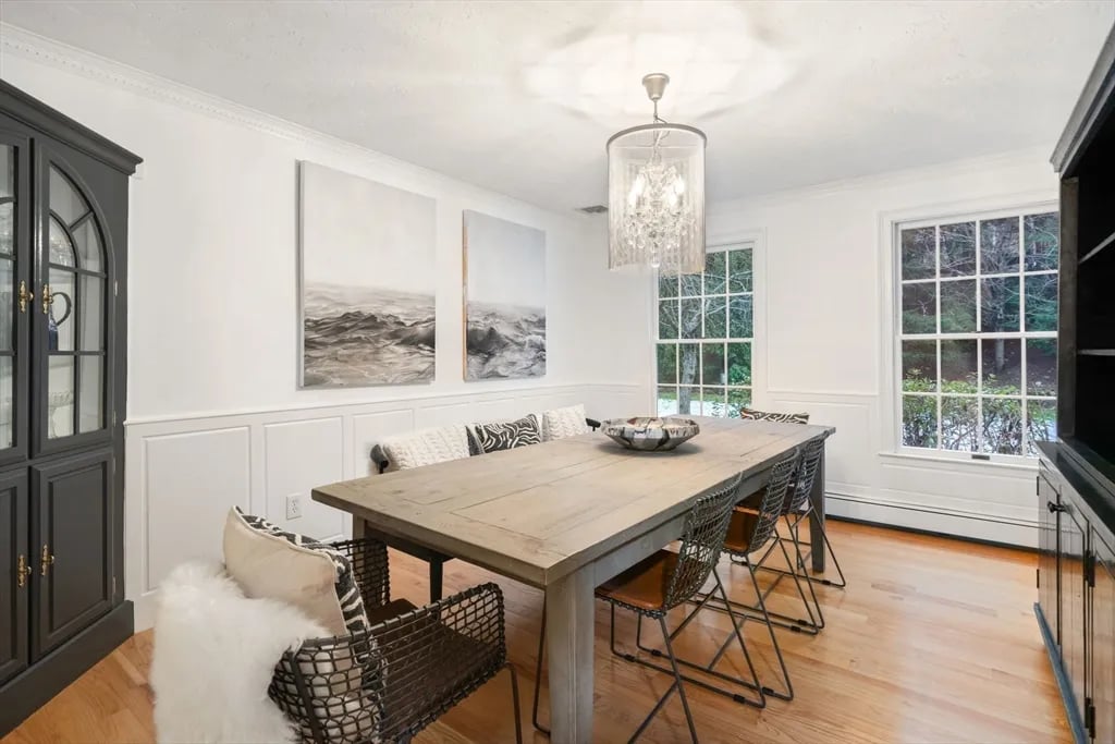 27 Cedar Hill Rd