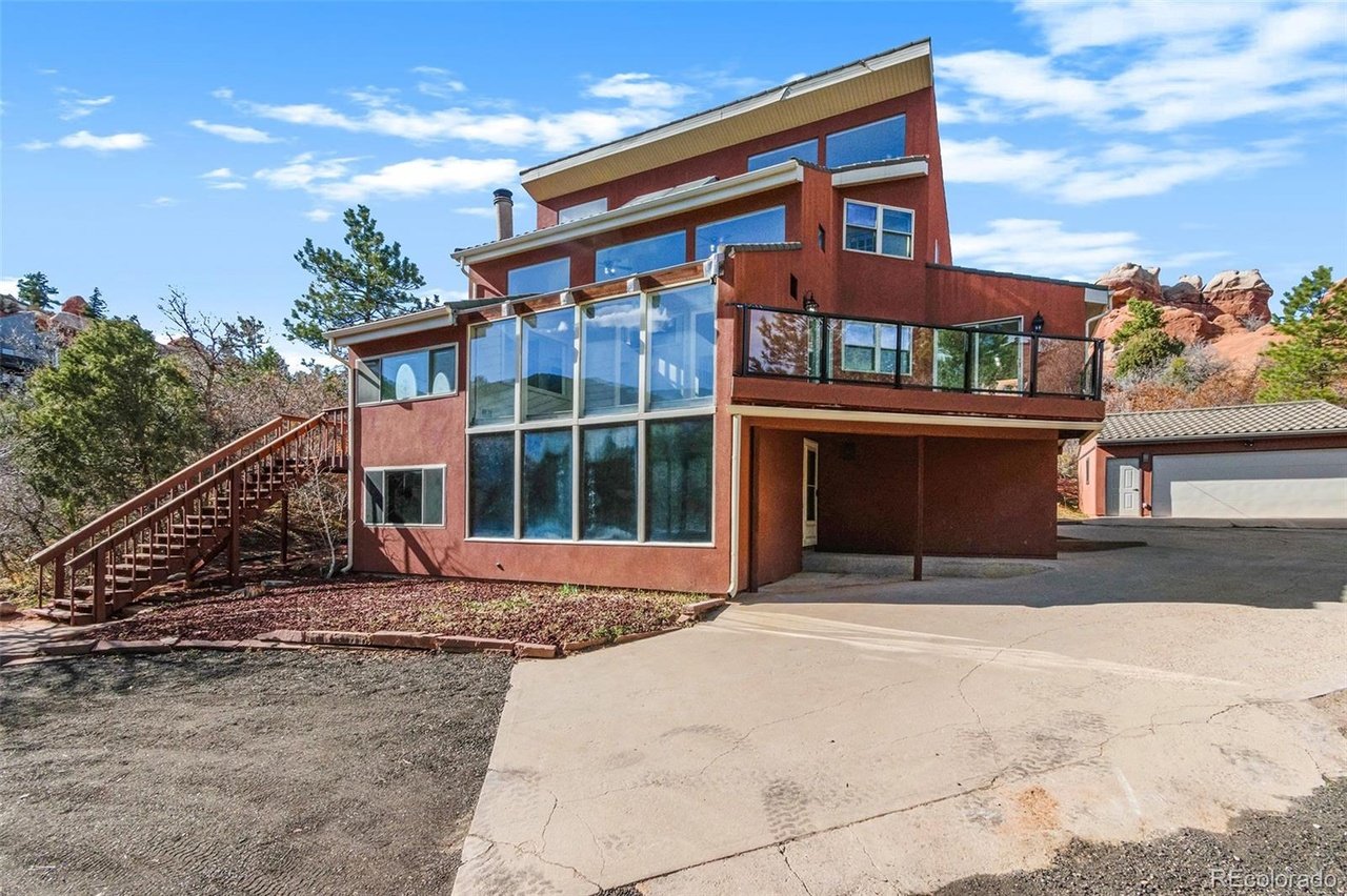 6225 Apache Dr