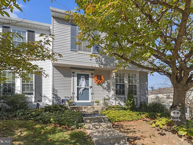 1264 Quaker Ridge Dr