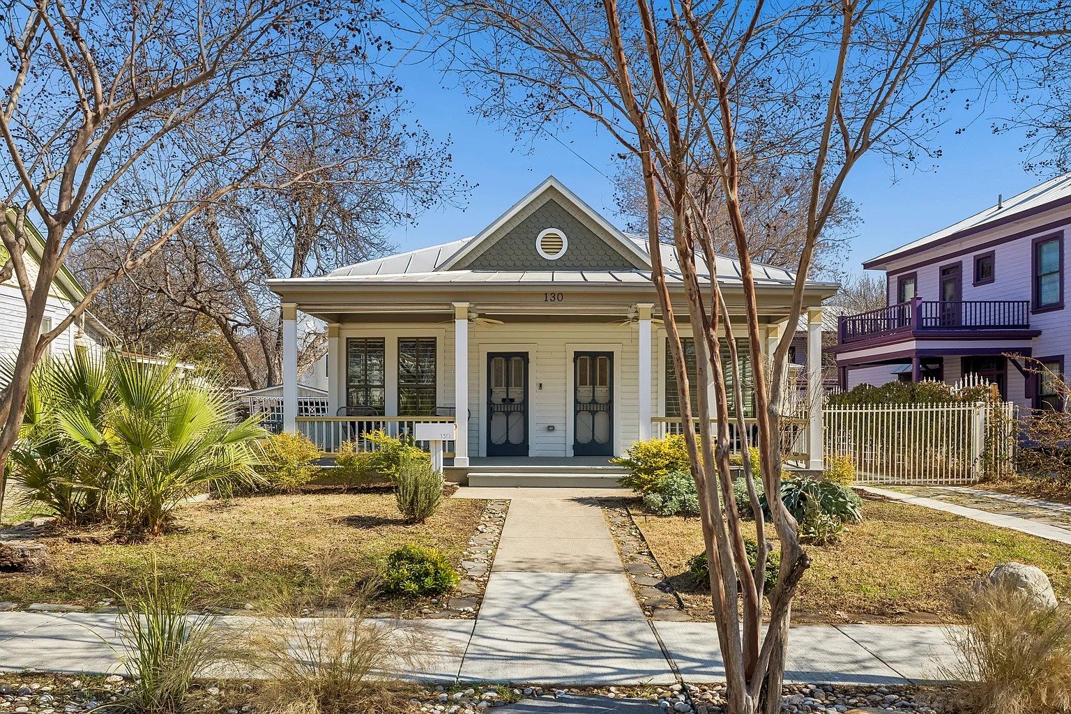 130 Crofton Ave