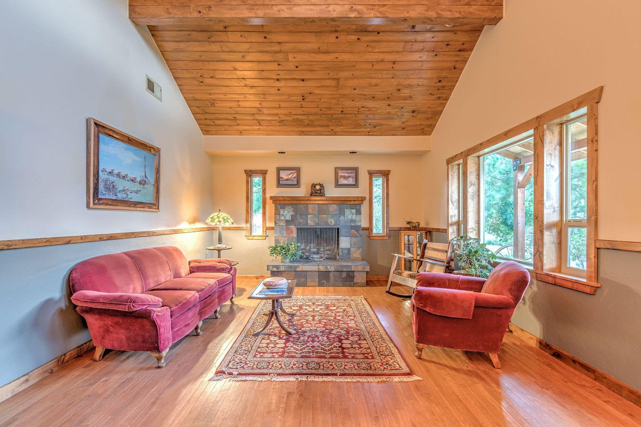 8899 NW Campbell Ranch Rd